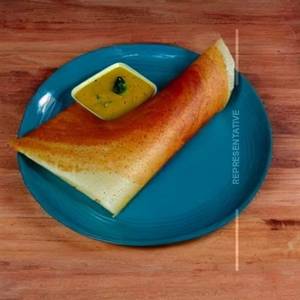 Butter Onion Plain Rava Dosa 