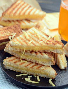 Cheese Grilled Sandwich