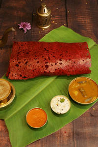 Beetroot Rawa Ghee Sada Dosa