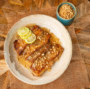 Grilled Fish In Lemon Butter Garlic Sauce