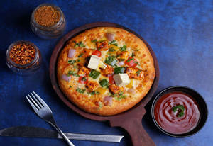 Makhani Paneer Pizza
