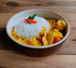 Thai Green Prawns Curry With Jasmin Rice