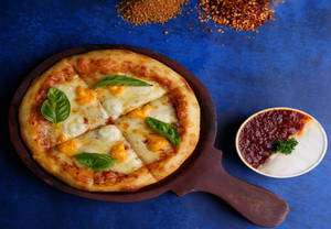 Special Four Cheese Pizza