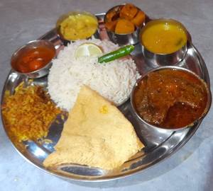 Special rice thali with katla fish ( 1psc ) ?380/-