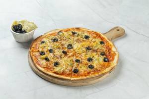 Mediterranean Pizza