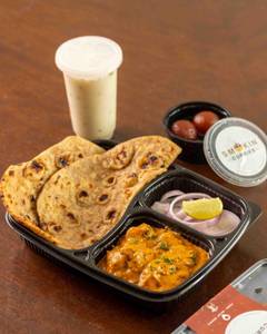 Chicken lajawab paratha meal