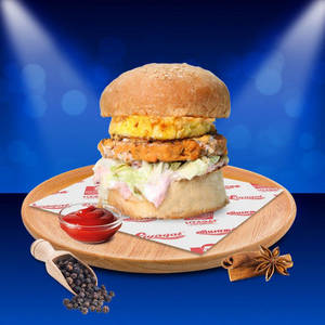 Paneer Bailath Burger (paneer & Egg)