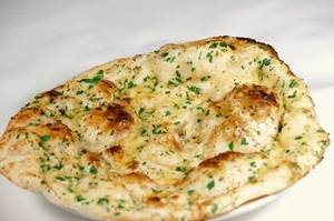 Paneer Stuffed Naan