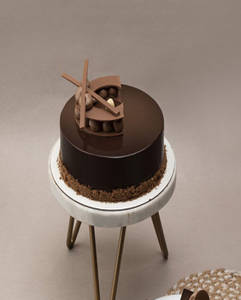 Hazelnut Tri-chocolate Cake (1kg)