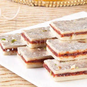 Gulkand Burfi (250 Gm)