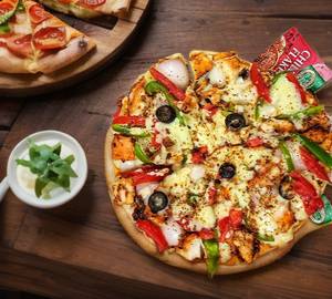 Peri peri chicken pizza