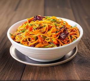 Chicken burnt garlic noodles (750ml)