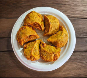 Veg Pakoda Momos(6 Pcs)