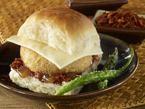 Butter Cheese Vadapav