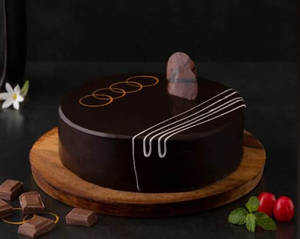 Dark Choco Truffle Cake [450 Grams]