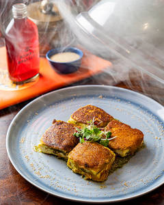 Paraath Paneer