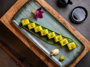 Spicy Avocado Sushi