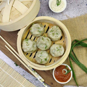 Veg Steamed Momos 6pcs