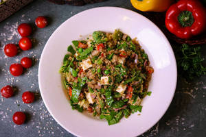 Hot Quinoa  Saald