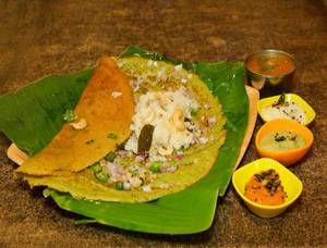 Ghee Pesarattu With Upma