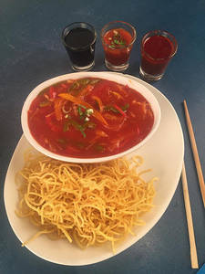 Veg Chopsuey Gravy + Crispy Dip Fried Noodle