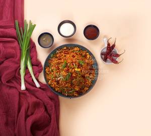 Schezwan egg rice