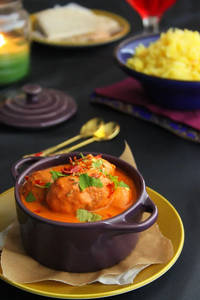 Dum Aloo Kashmiri