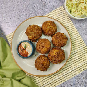 Veg Kurkure Momos 6pcs