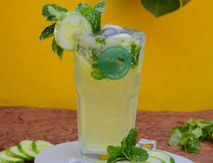 Cucumber Mint Refresher