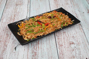 Veg Shezwan Hakka Noodles (serves 1-2)
