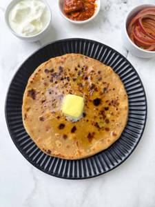 Paneer Paratha 1 PC With 100 Gram