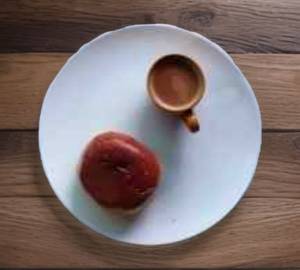 2 Tea with Bun Maska    