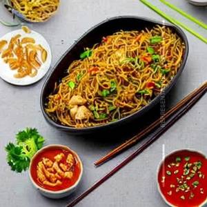 Chicken Singapore Noodles 