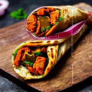 Whole Wheat Chicken Tikka Roll