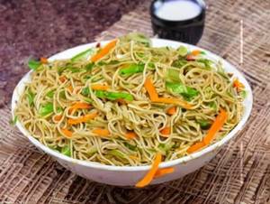 Veg Hakka Noodles