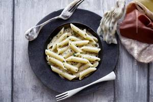 Alfredo (White Sauce) 