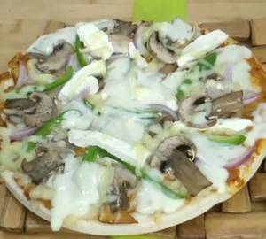 Mushroom Paneer Pizza 6 Inches