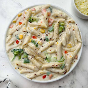Pasta In White Sauce
