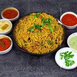 Veg Schezwan Rice ( Full )