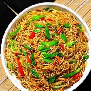 Chi. Hong kong Noodles Chi. Singapore Noodles