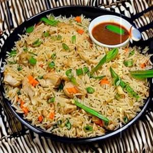 Chicken Garlic Combi Fried Rice