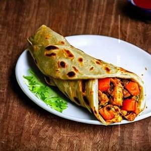 Whole Wheat Bhuna Chicken Roll