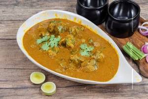 Navratan Kurma