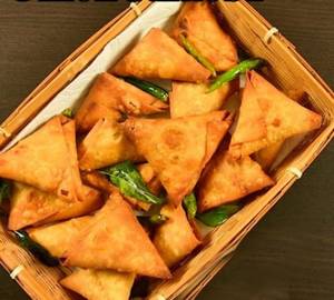 Air fryed onion samosa [6 pieces]