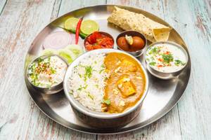 Special Paneer Sabji Basmati Rice Bowl (650Ml)