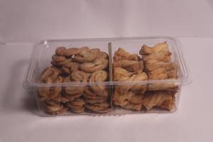 Mix Puff 600 Gms Plastic Box