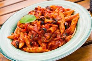 Penne Arrabbiata (Spicy Tomato Sauce)