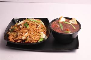 Noodles & Chilli Paneer Combo