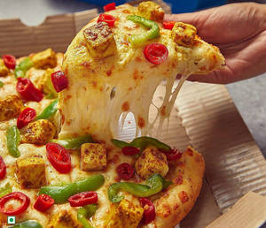 Juicy Pineapple Pizza