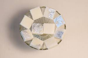 Burfi Desi Ghee Pure Nariyal Box